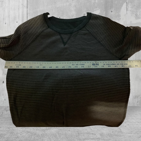 **🍋Lululemon Reversible Stripe Long Sleeve Knit Pullover🍋 - Picture 7 of 8